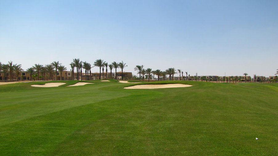 Jaz Little Venice Golf Resort Ain Sukhna Eksteriør billede Golf course at the Pyramids Club